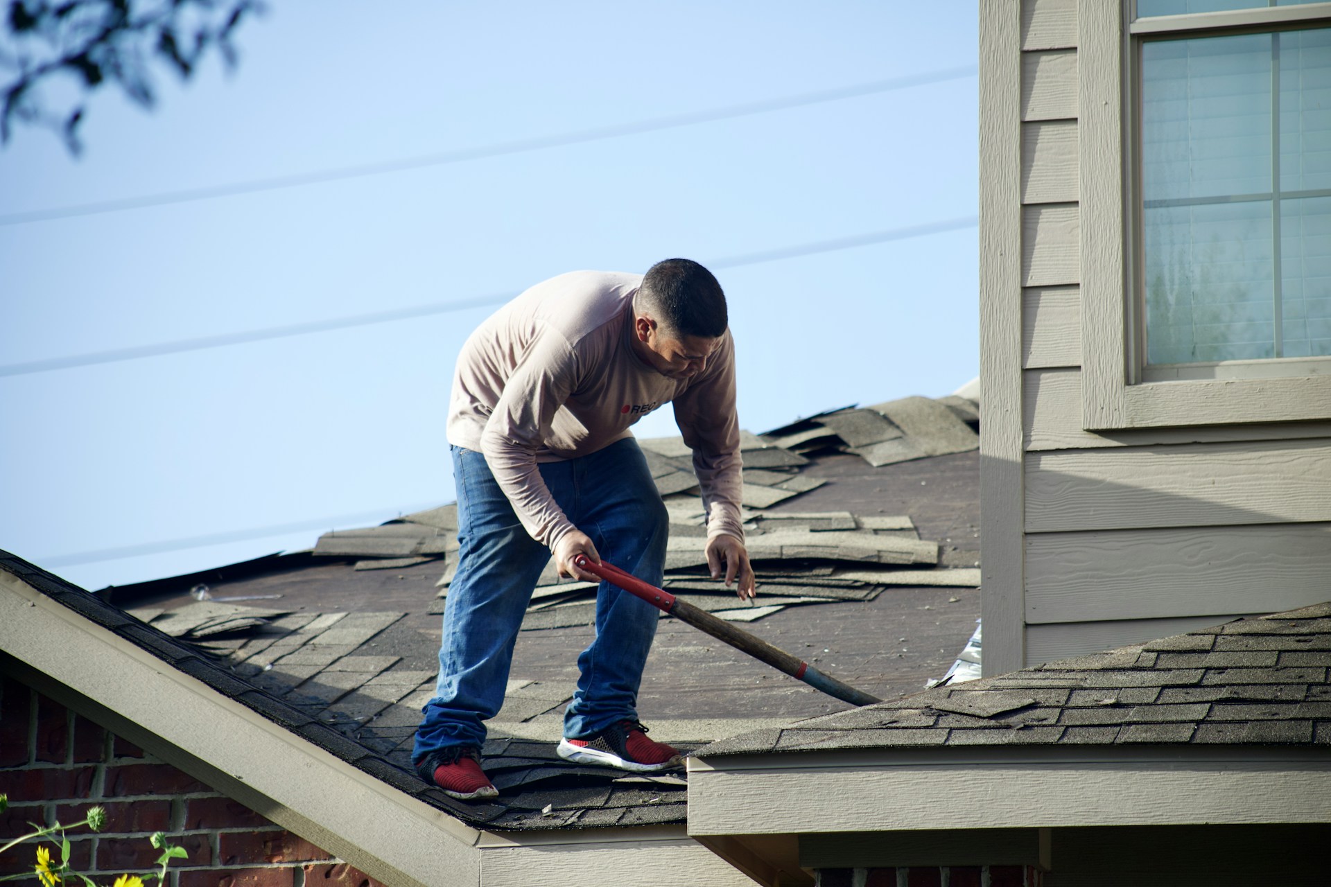 Signs You Need Roof Replacement Magnum Roofing